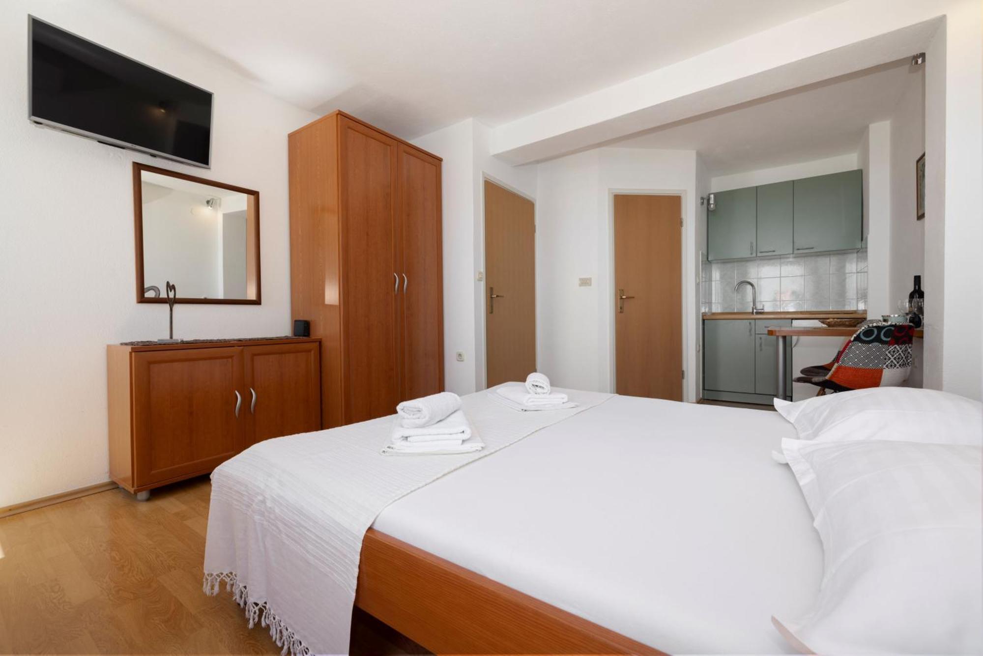 Jasminka Apartments พอดโกรา ภายนอก รูปภาพ